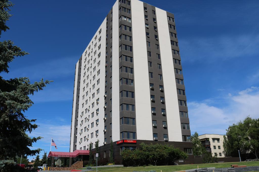 Inlet Tower Hotel & Suites Анкоридж Экстерьер фото
